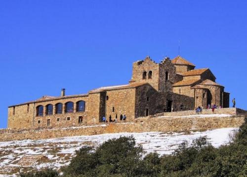 Dissabte 20 de juliol: pugeu a La Mola amb el Grup d'Activitats a la Natura (FISIOGAN) del CFC